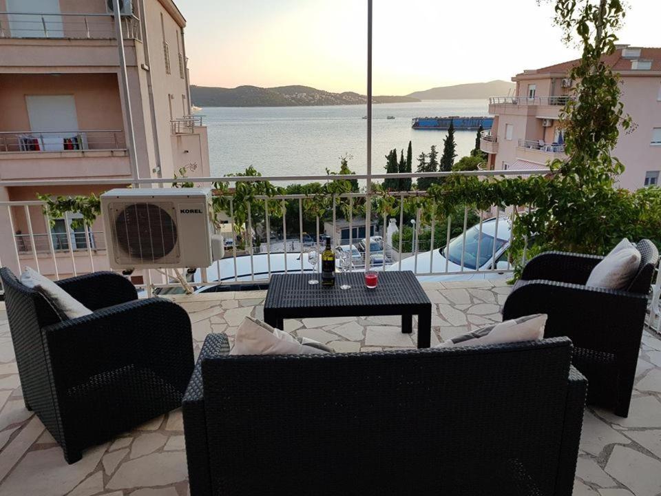 Adriatic Apartments Trogir Extérieur photo